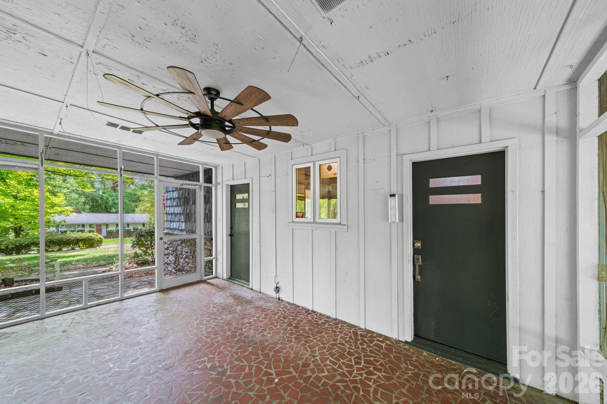 1051 Paramount Circle