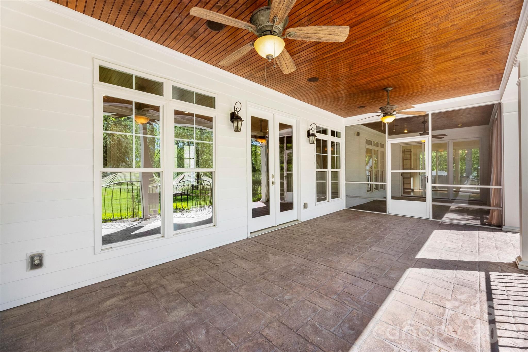 3729 Eaglebrook Drive