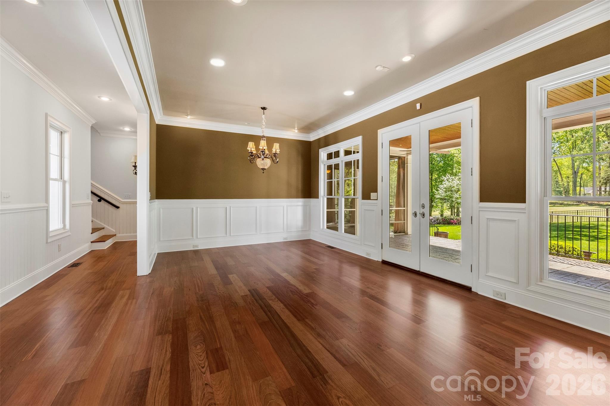 3729 Eaglebrook Drive