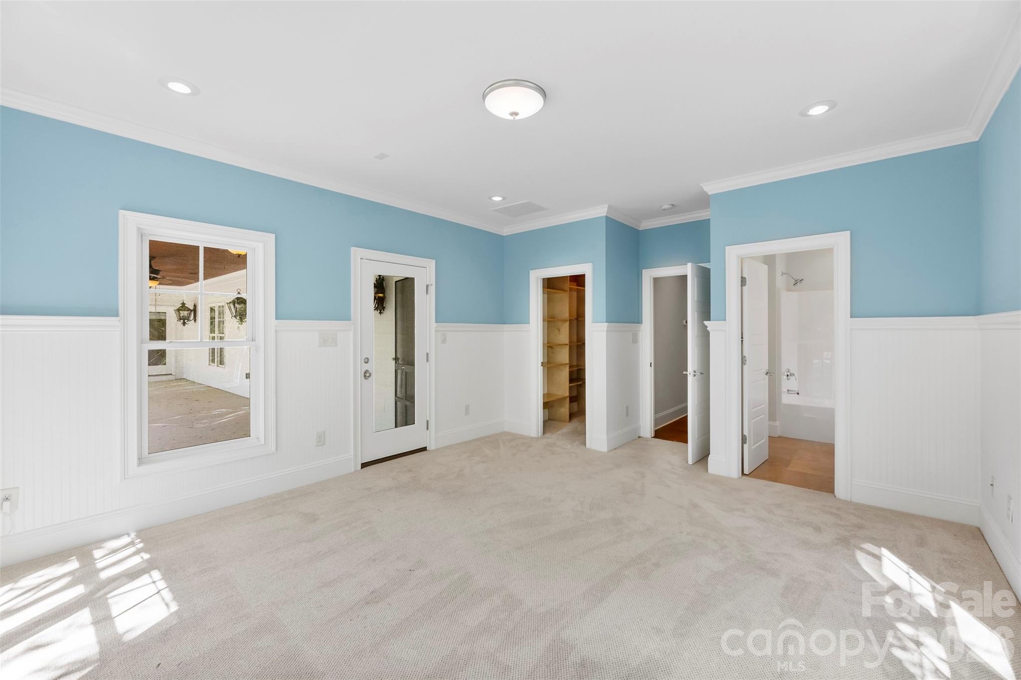 3729 Eaglebrook Drive