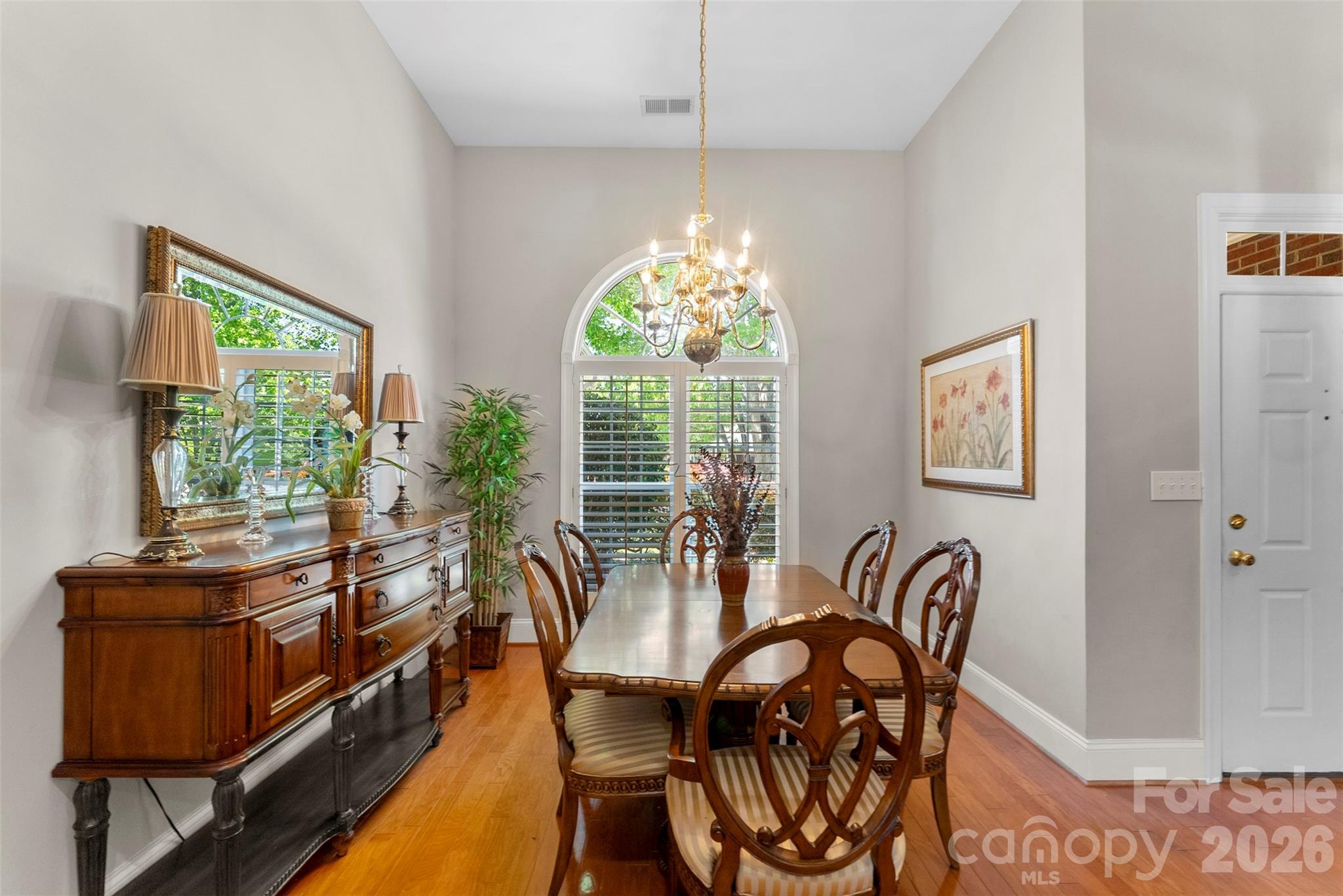 2304 Pinefield Court