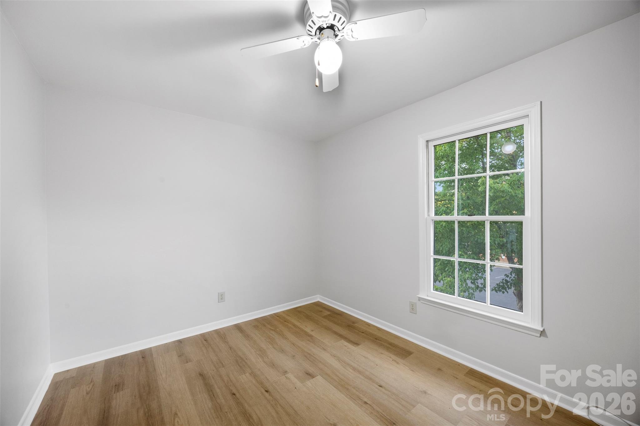 809 Jamestown Drive Unit: 5