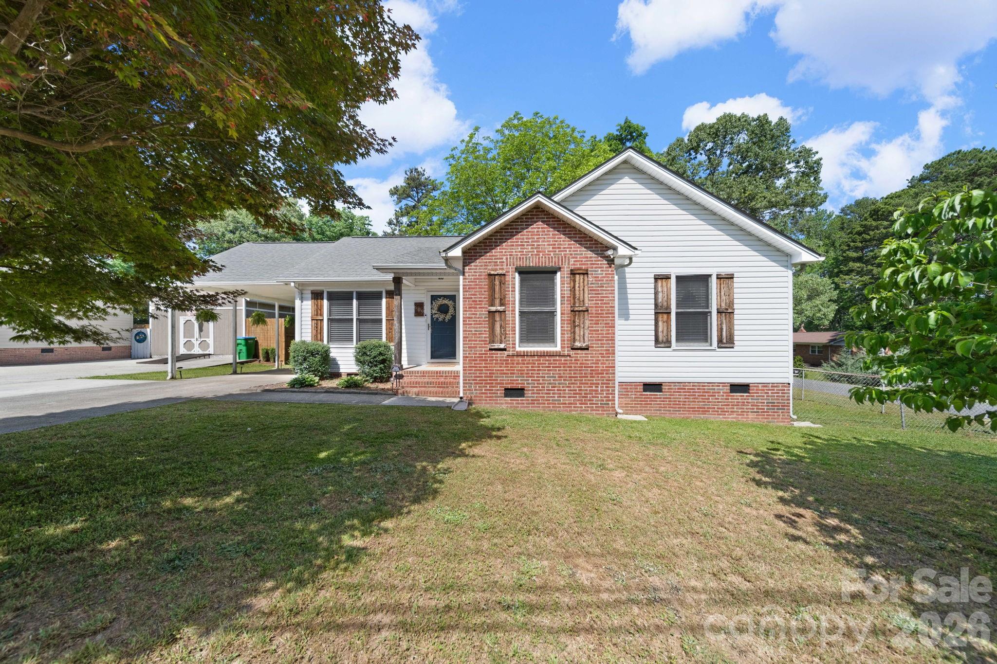 609 N 10th Street