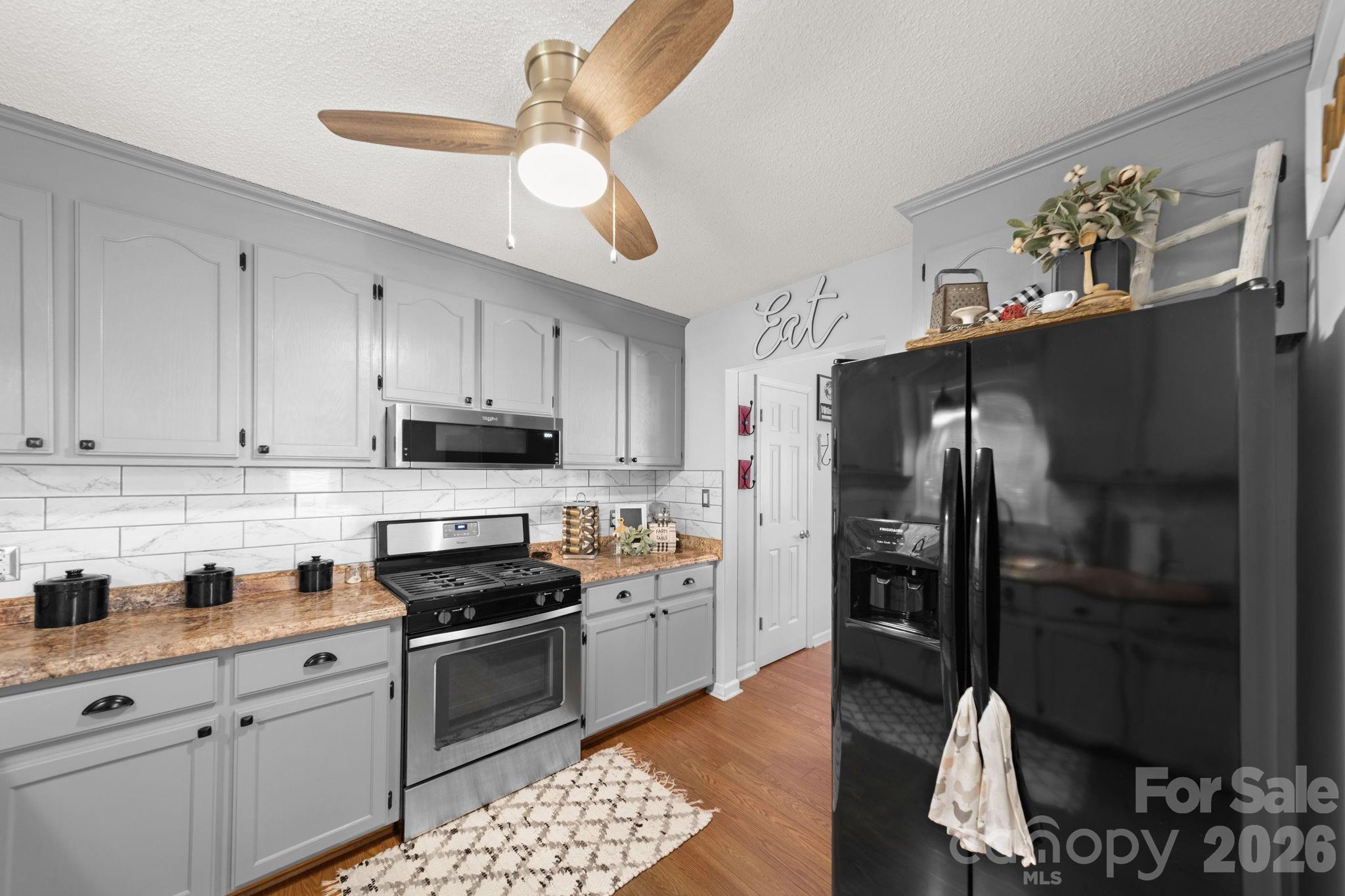 609 N 10th Street