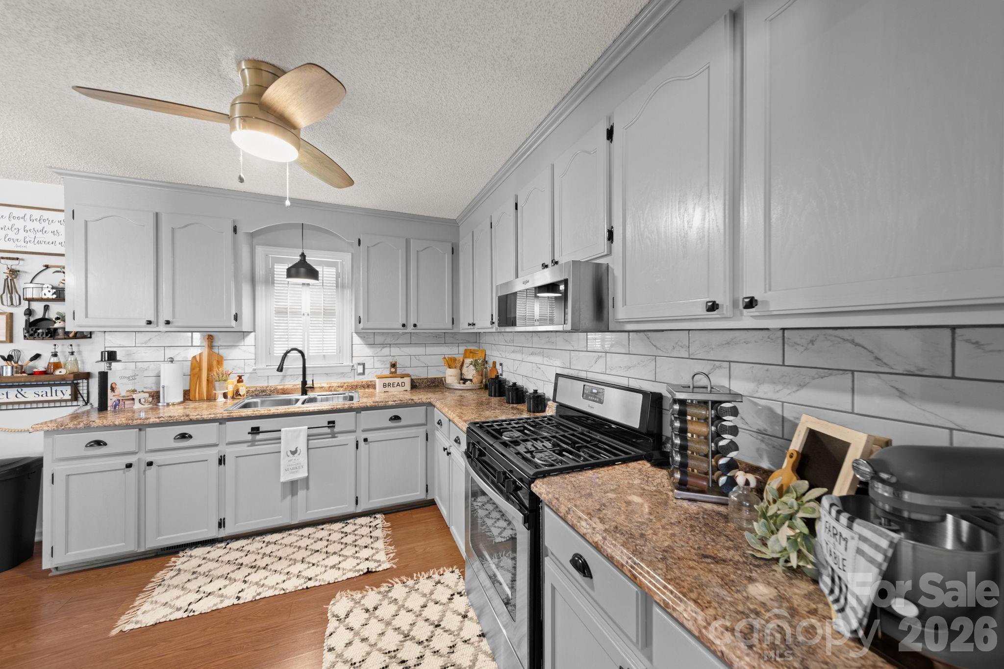 609 N 10th Street