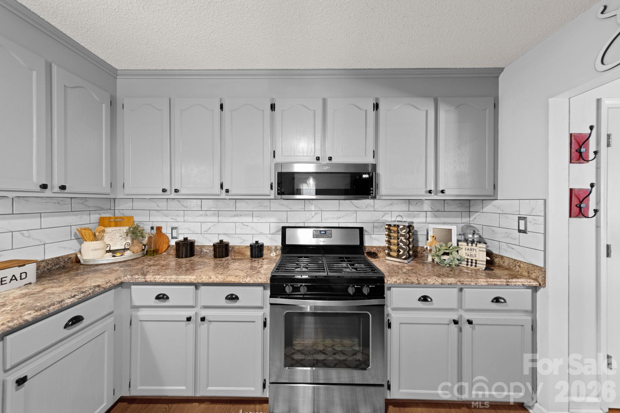 609 N 10th Street