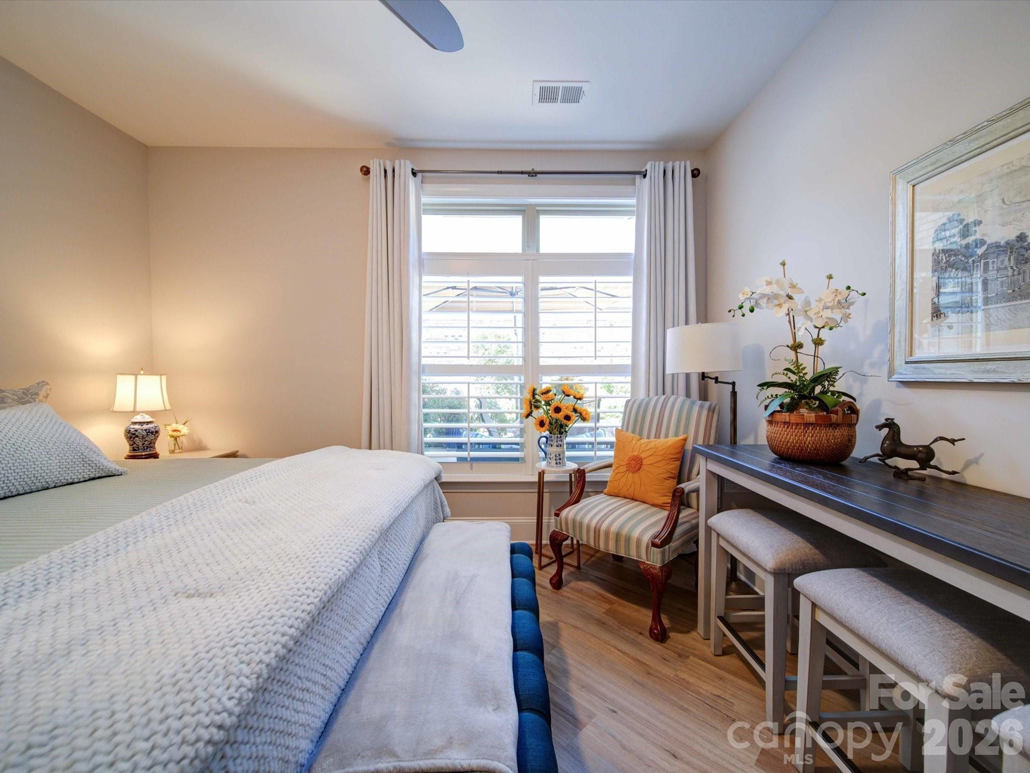 5218 Courtyard Lane