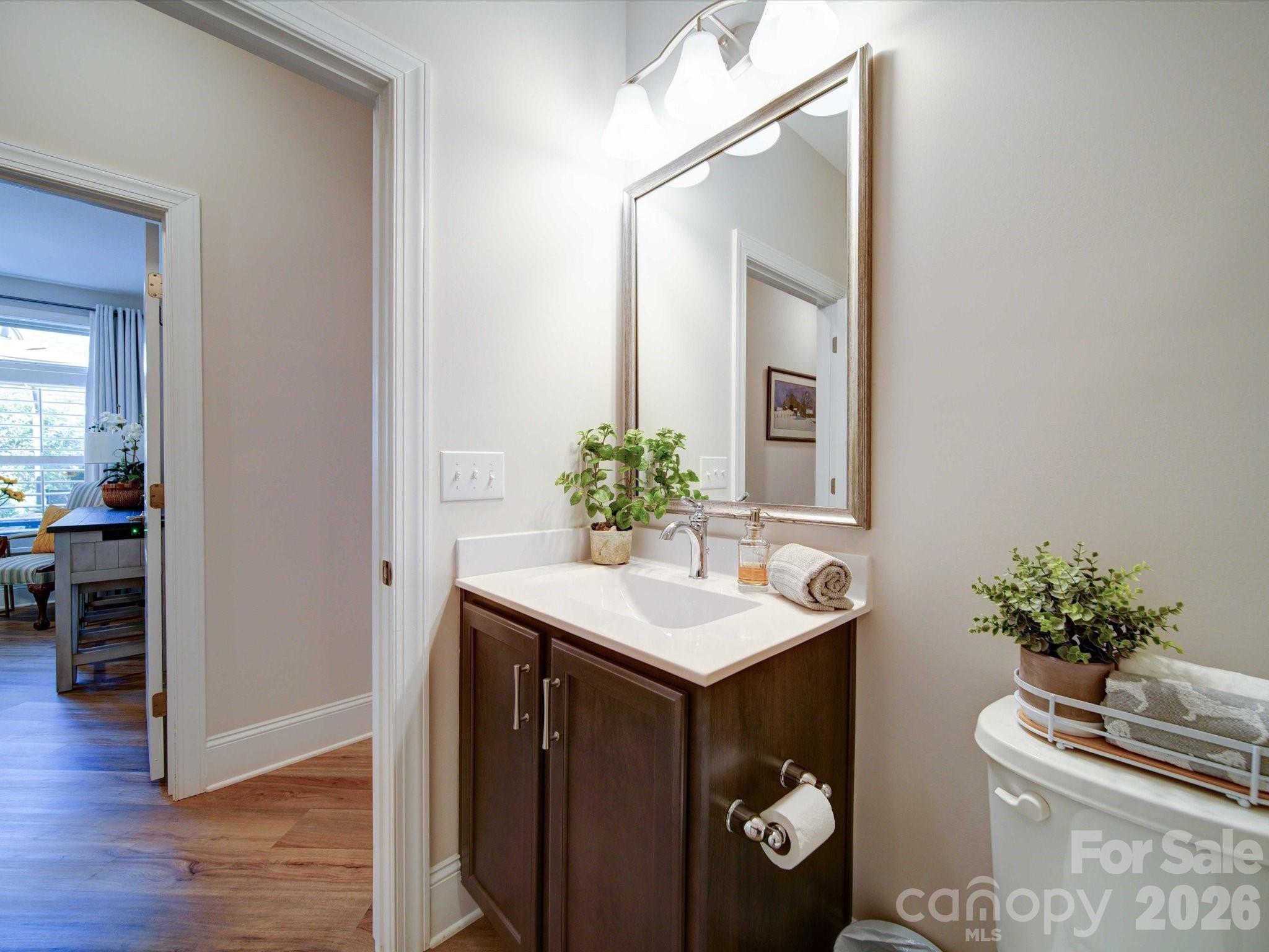5218 Courtyard Lane