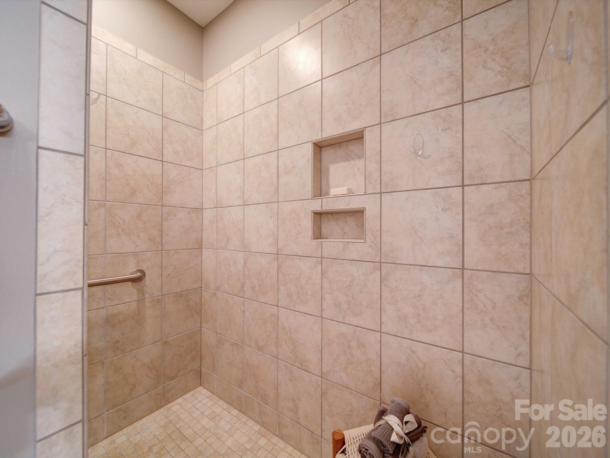 5218 Courtyard Lane