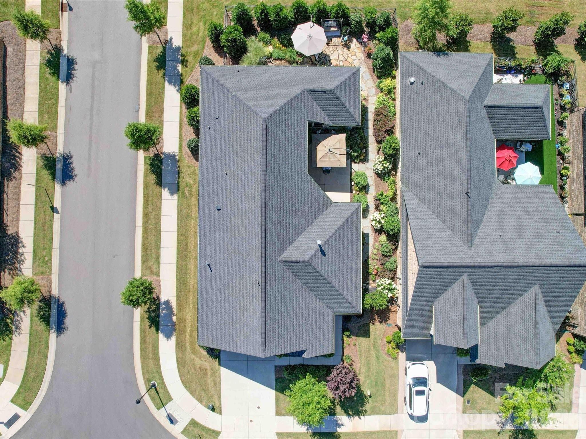 5218 Courtyard Lane