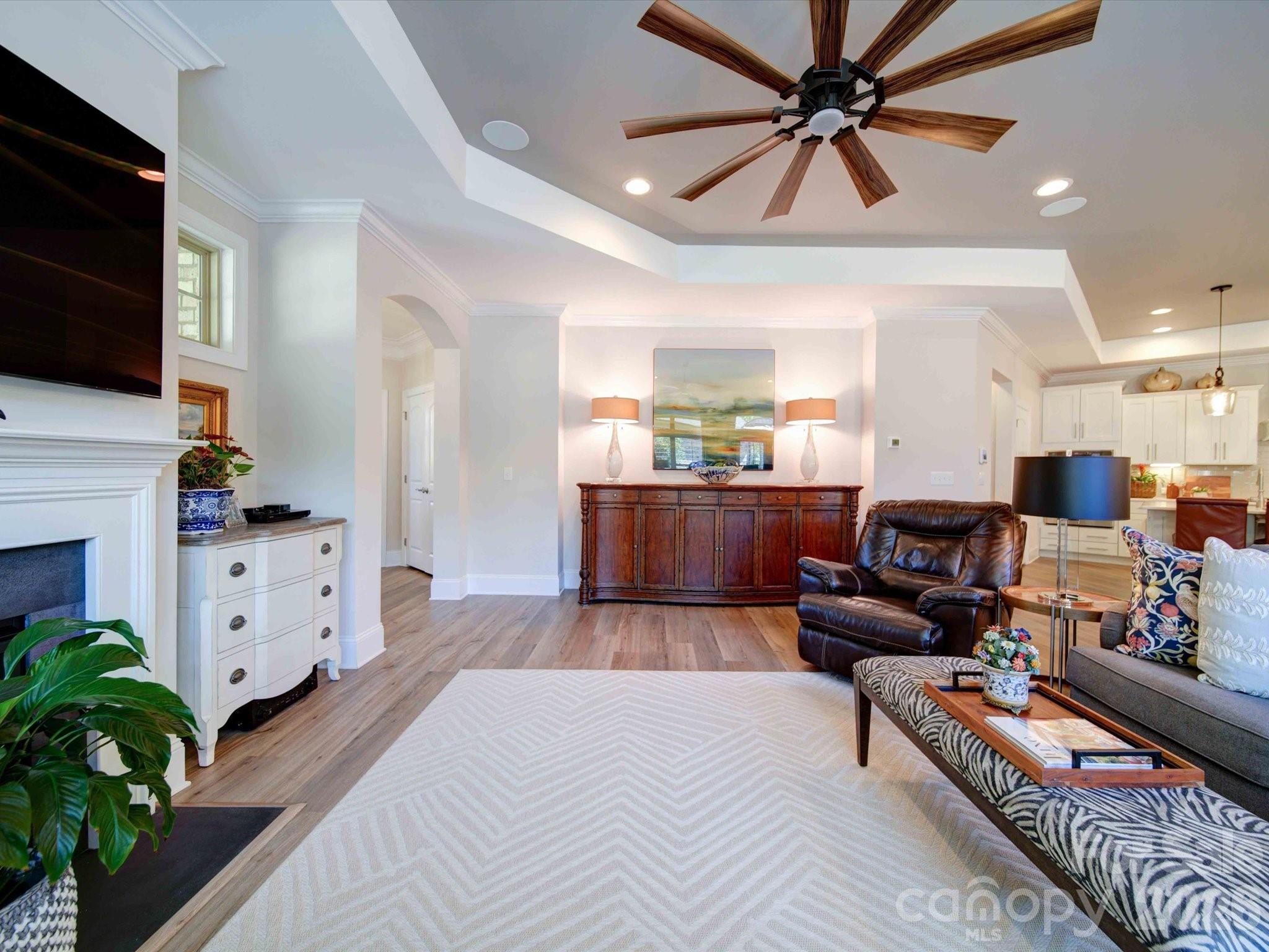 5218 Courtyard Lane