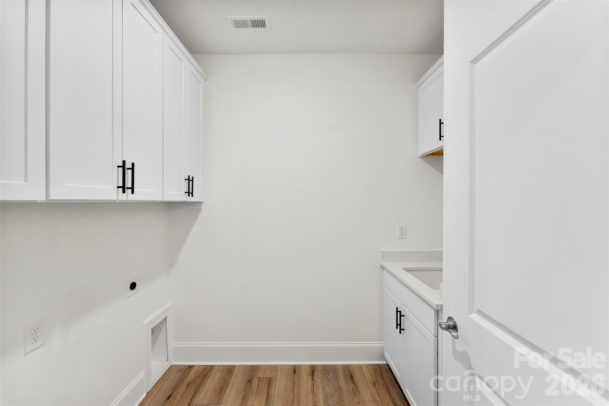 407 Newstyle Way