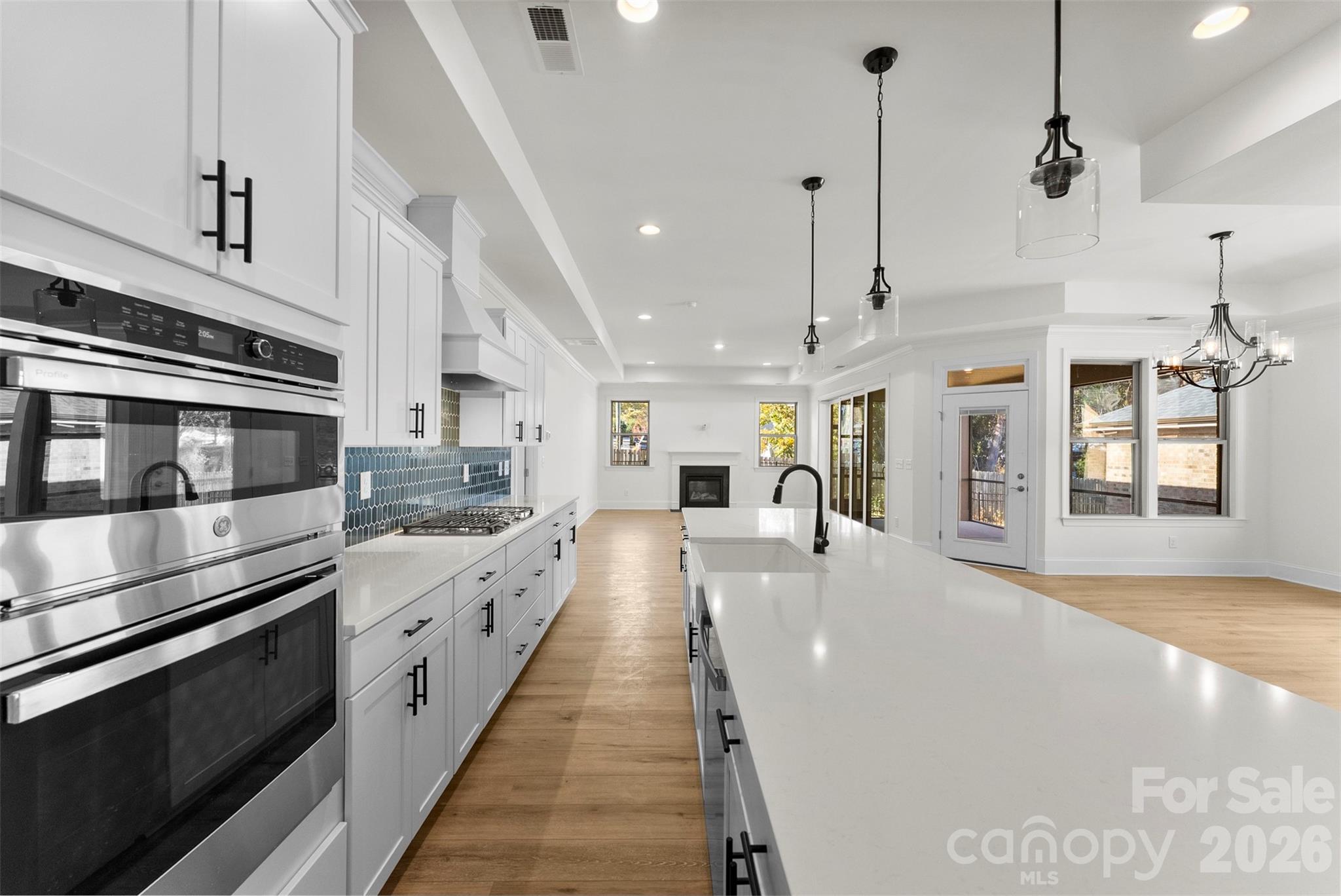 407 Newstyle Way