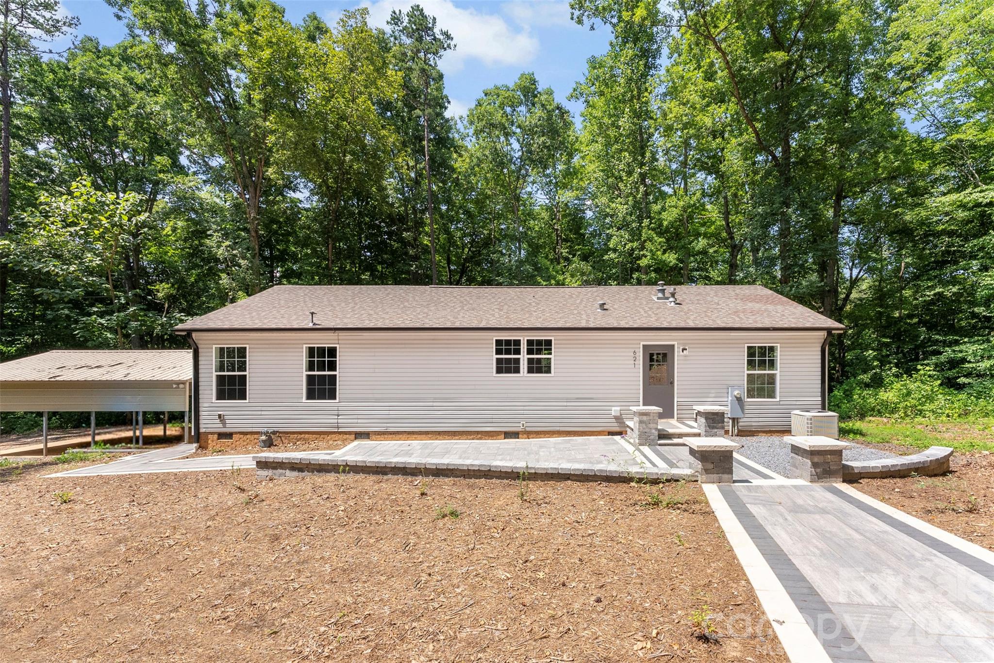 621 Sunset Drive