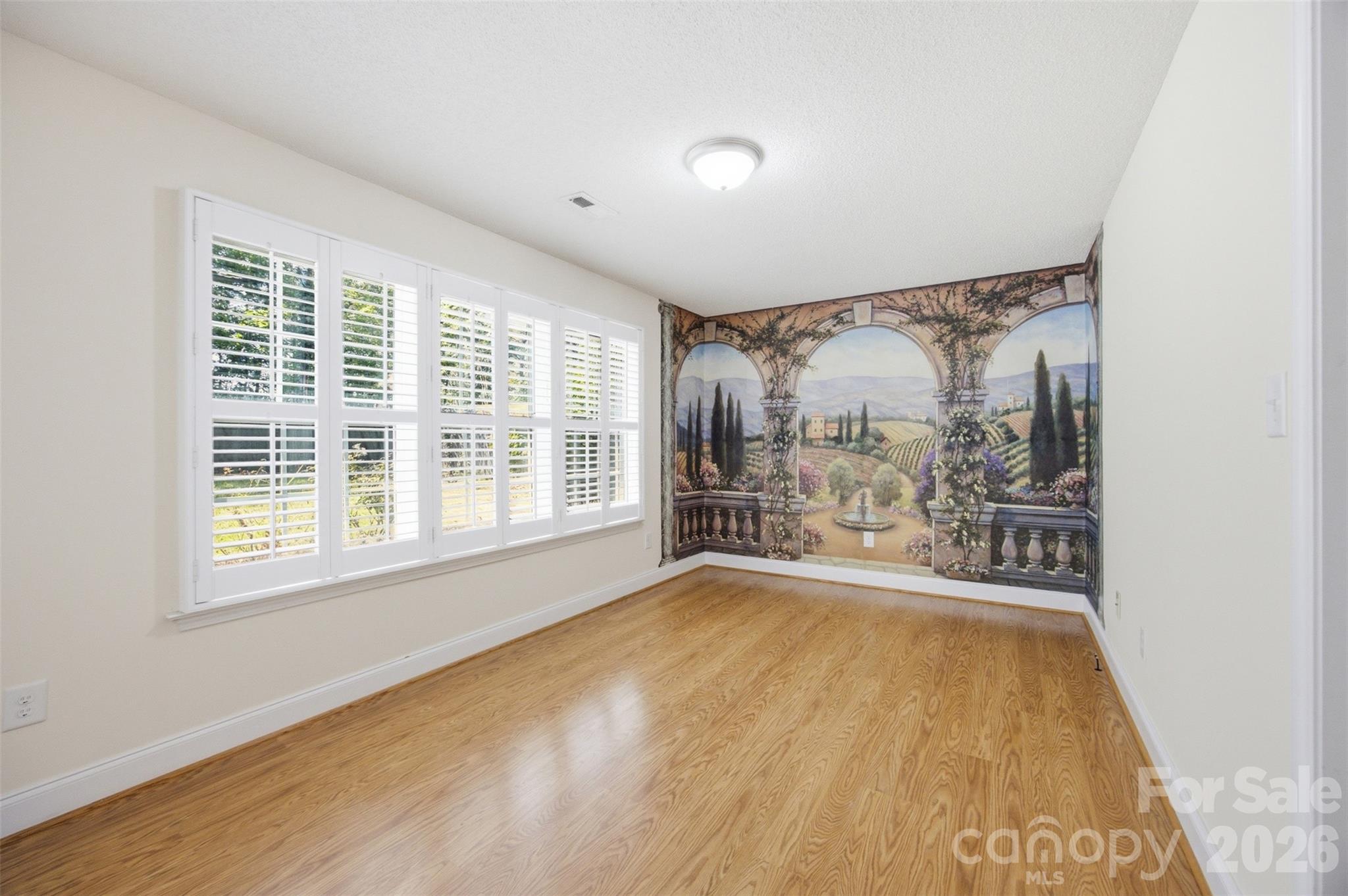 125 Shady Bluff Drive