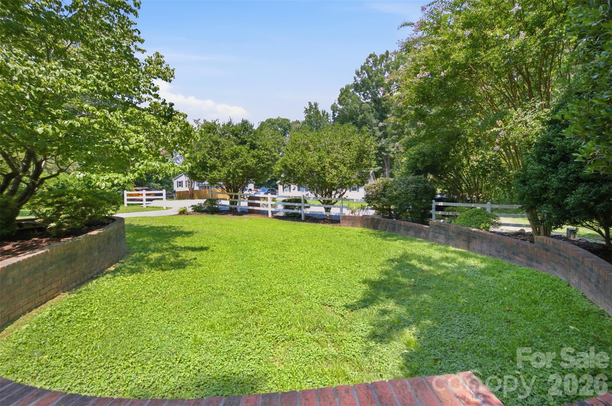 125 Shady Bluff Drive