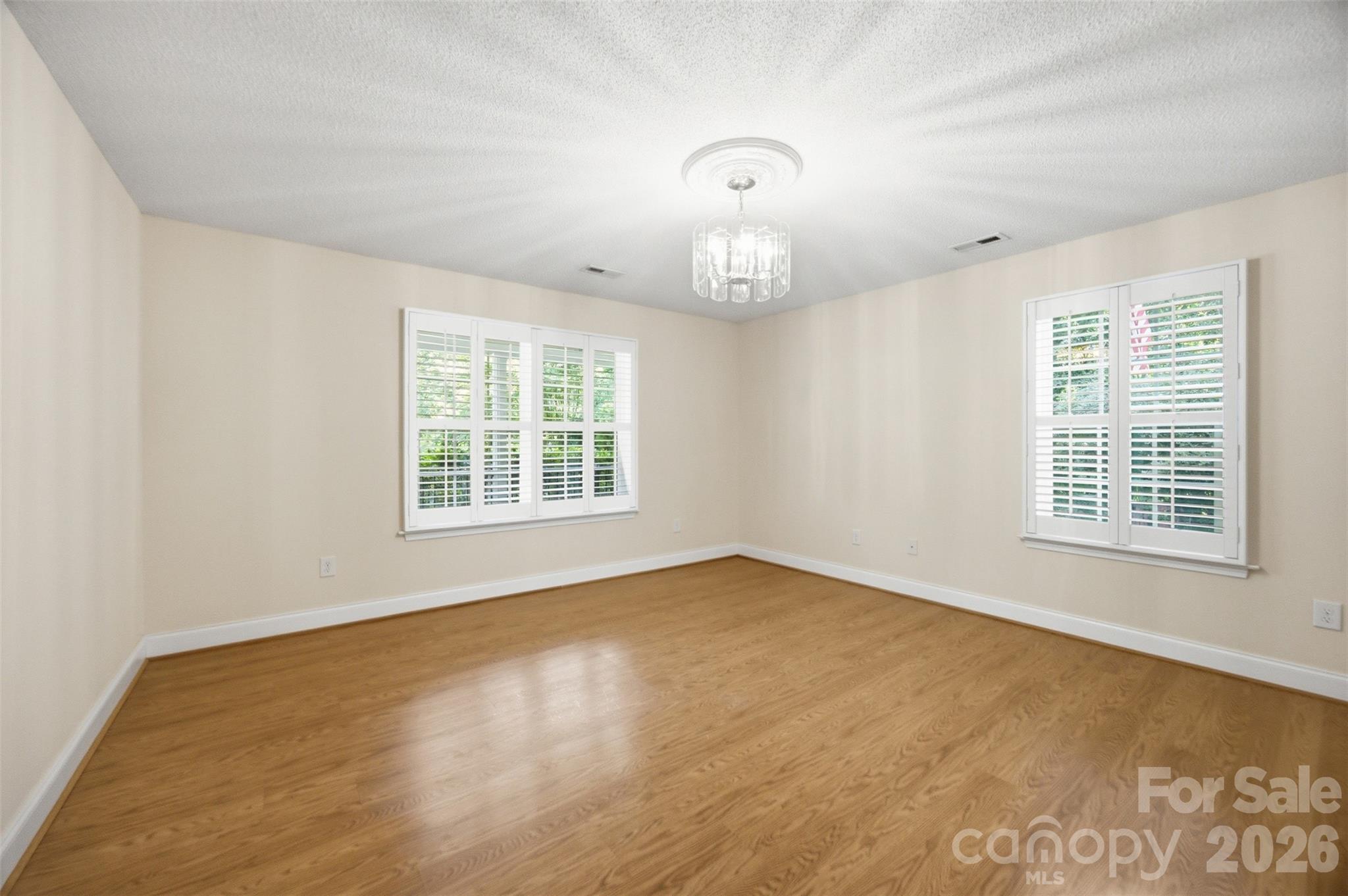 125 Shady Bluff Drive
