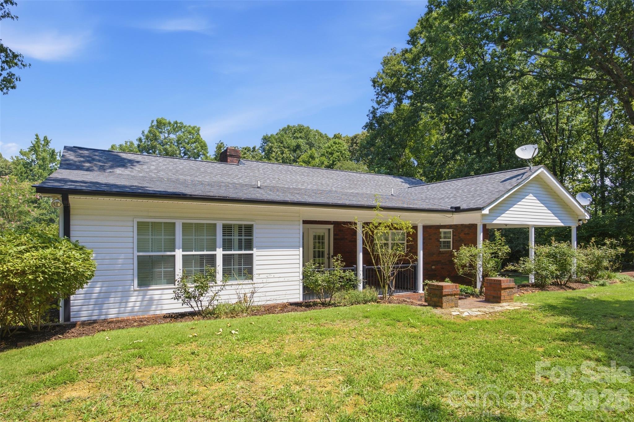 125 Shady Bluff Drive