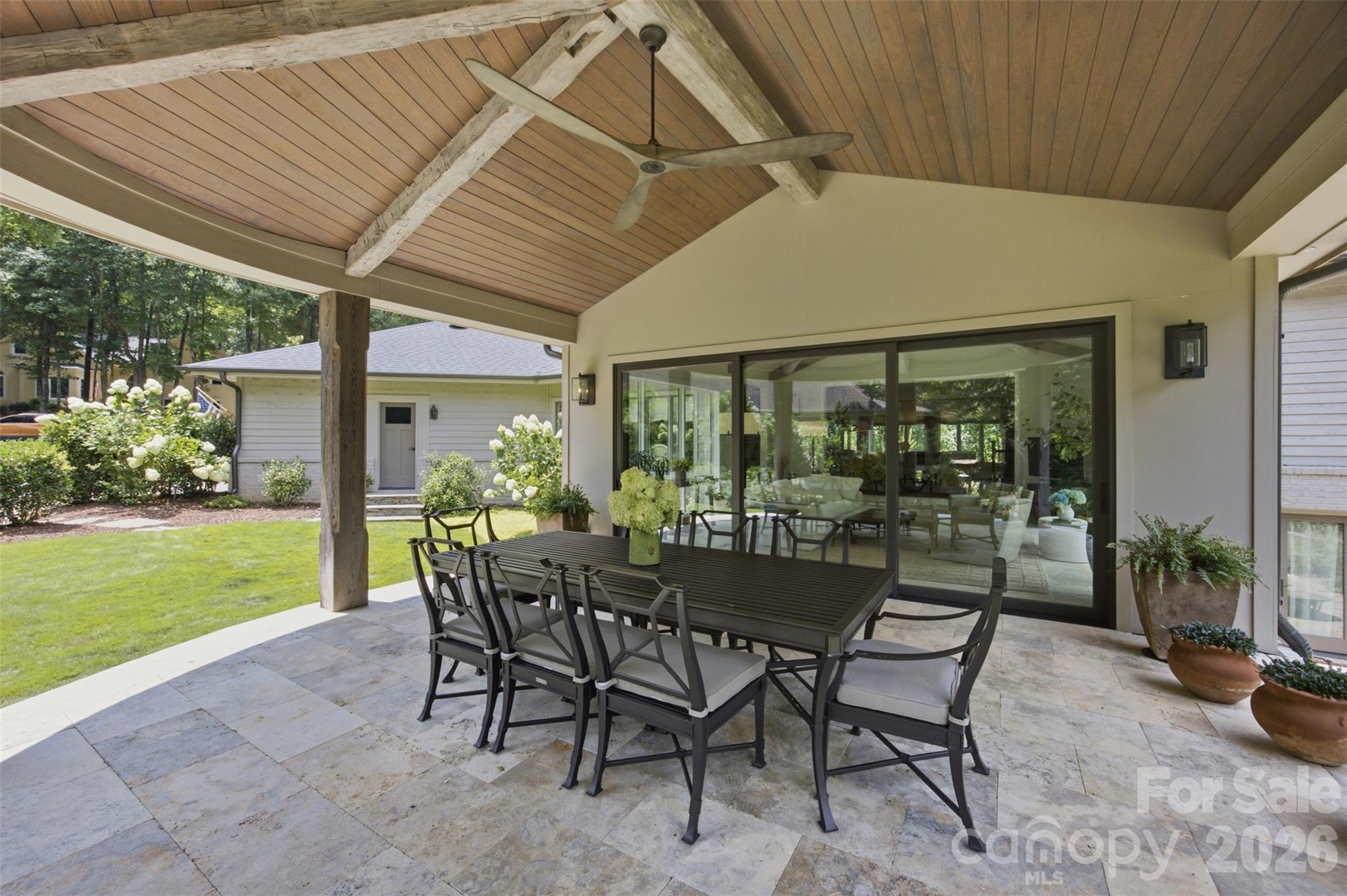 528 Stuart Ridge