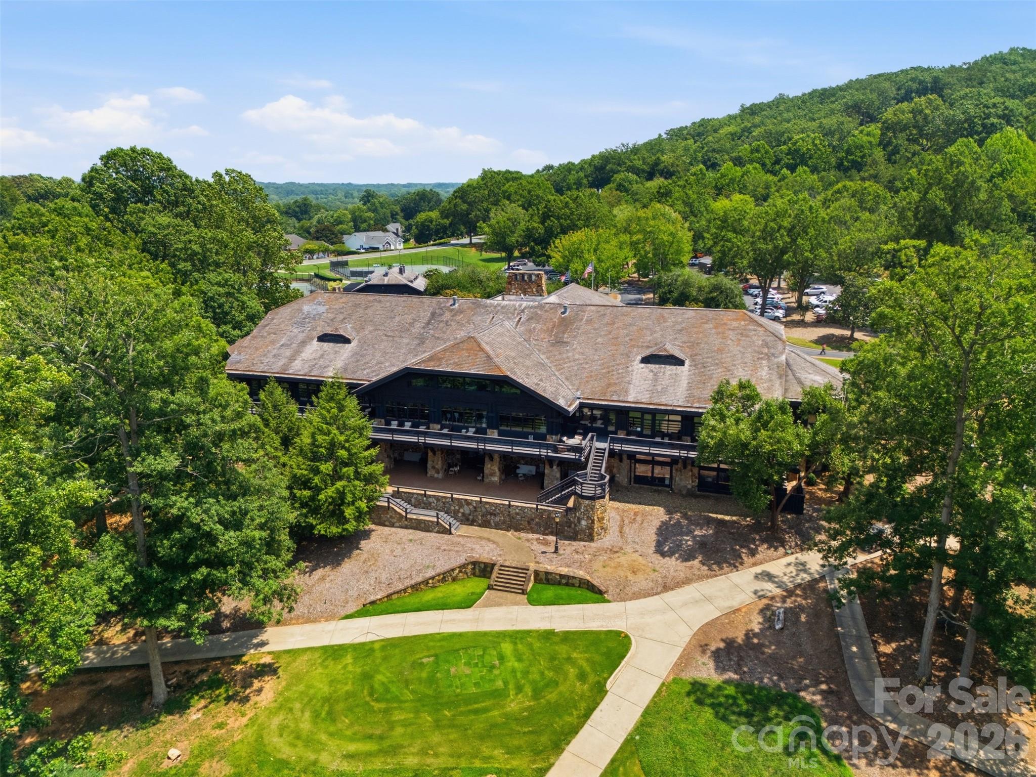 528 Stuart Ridge