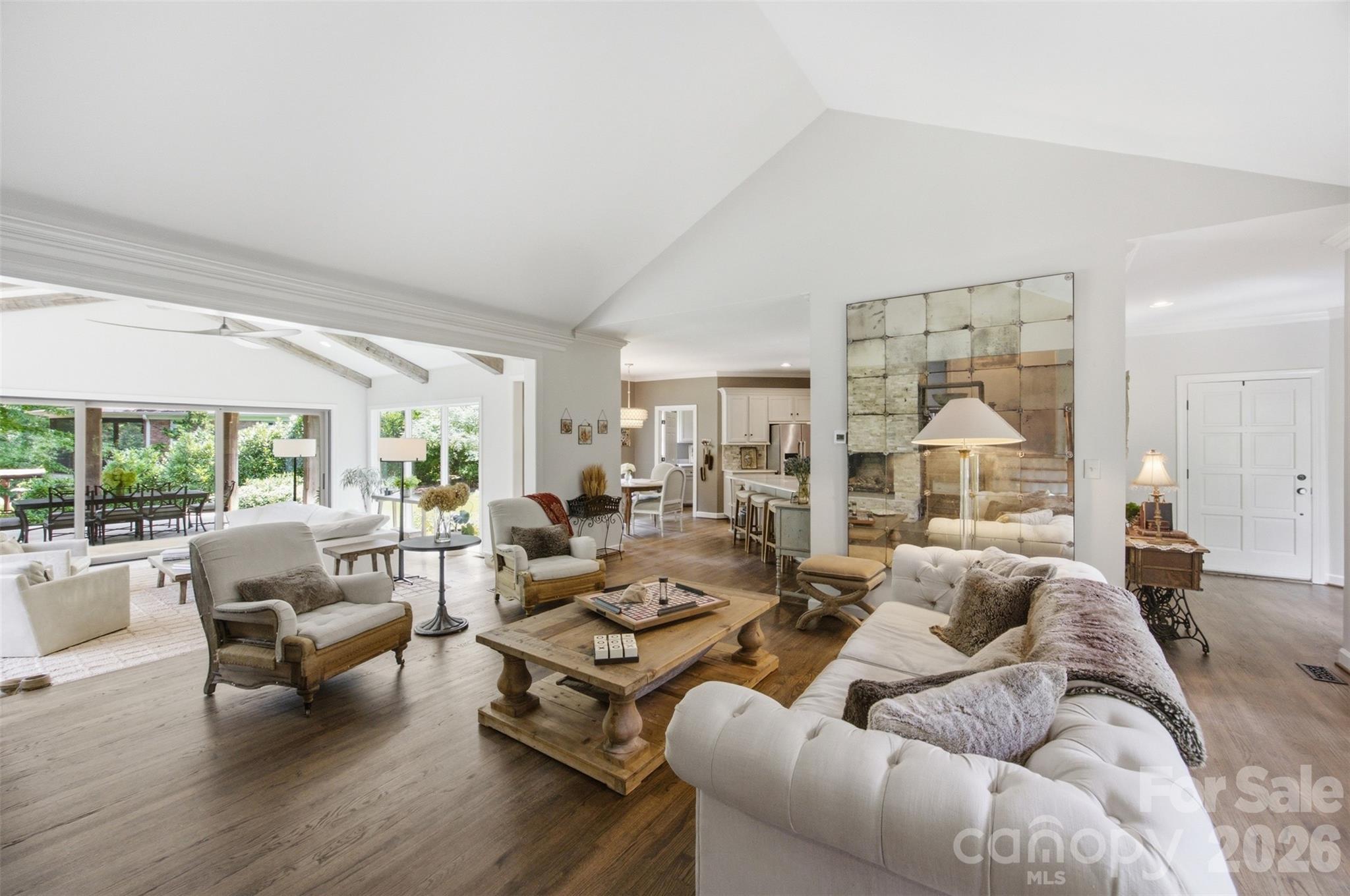 528 Stuart Ridge