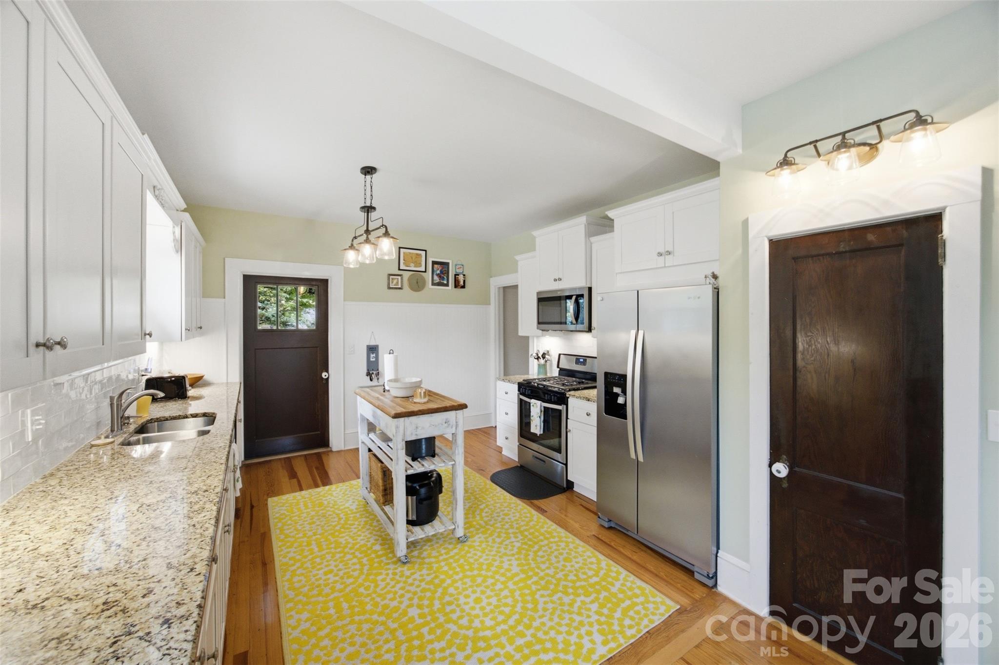105 S Maple Street
