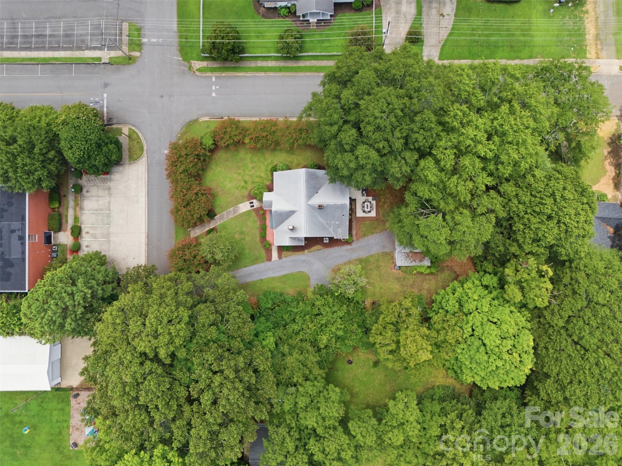 105 S Maple Street