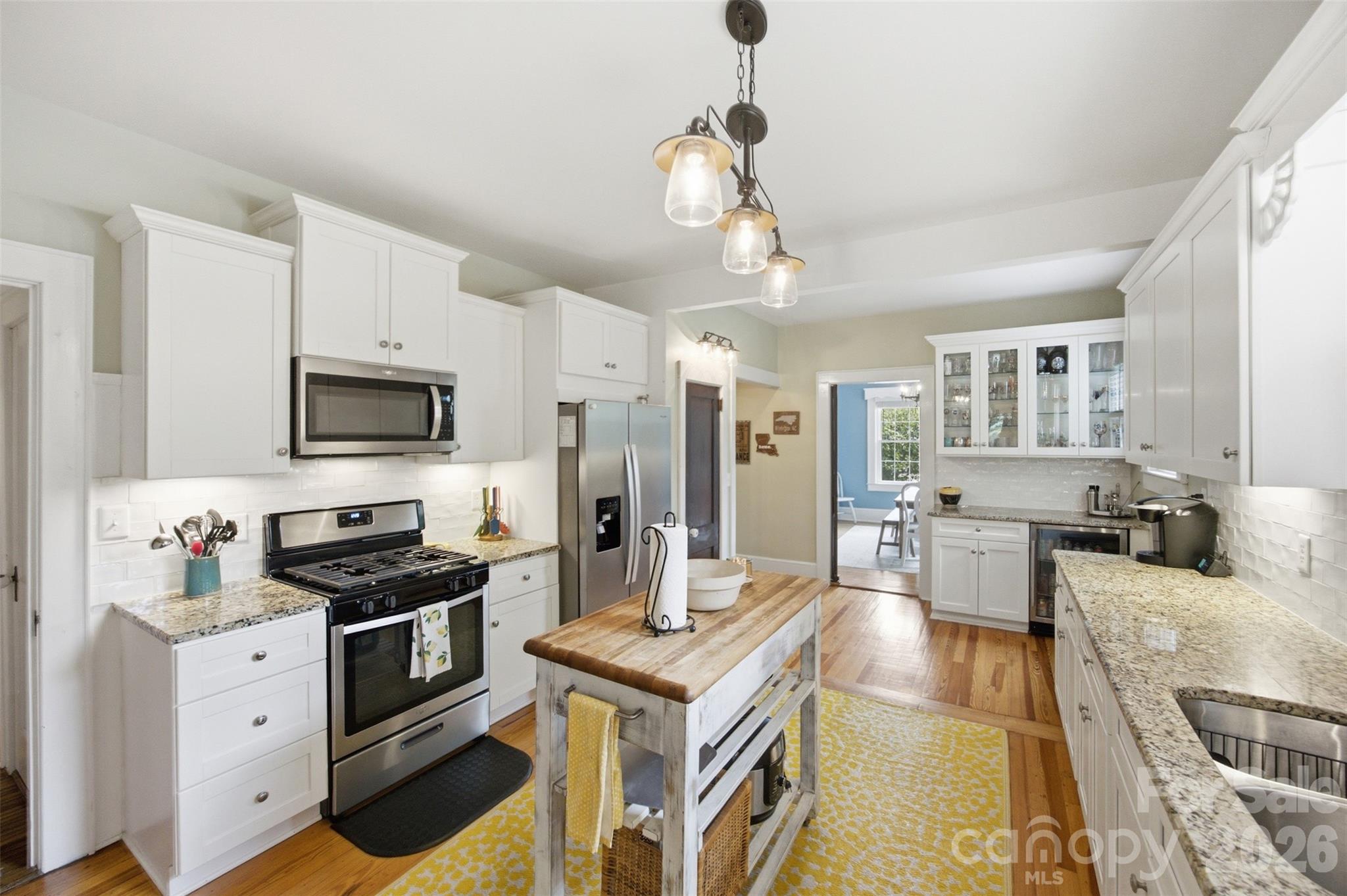 105 S Maple Street