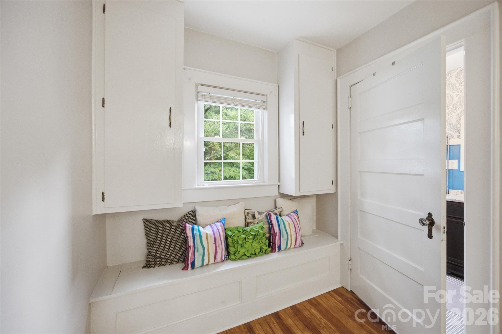 105 S Maple Street