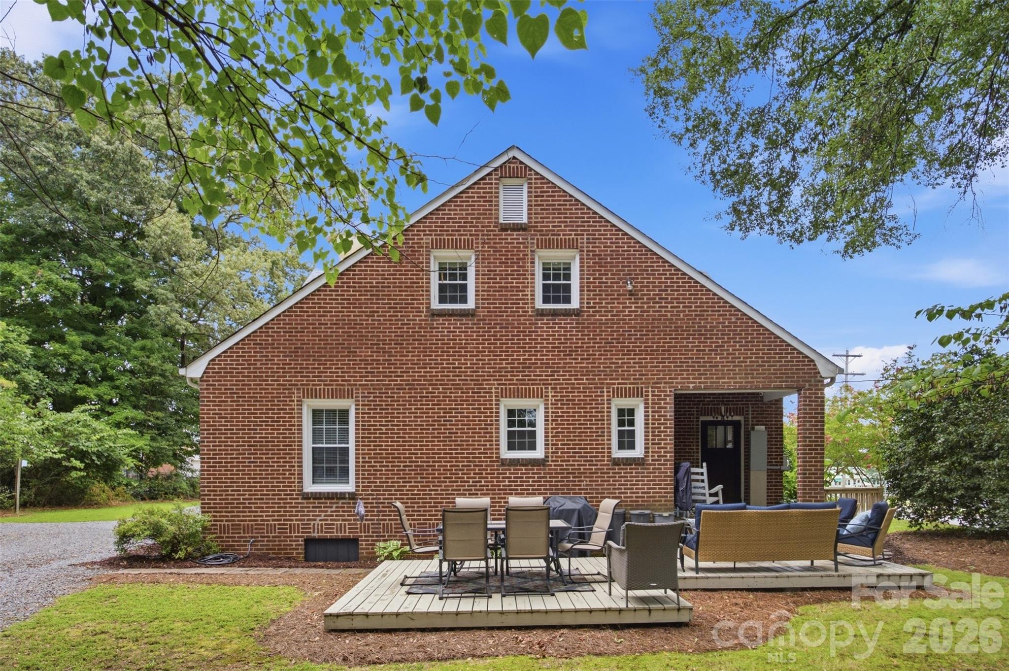 105 S Maple Street