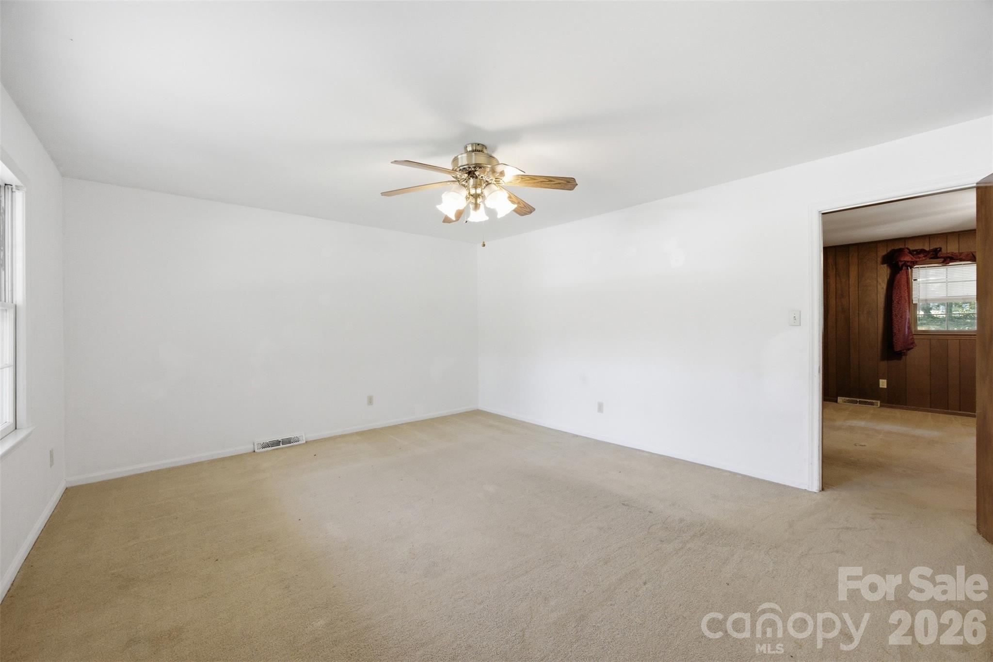 2105 Helen Drive