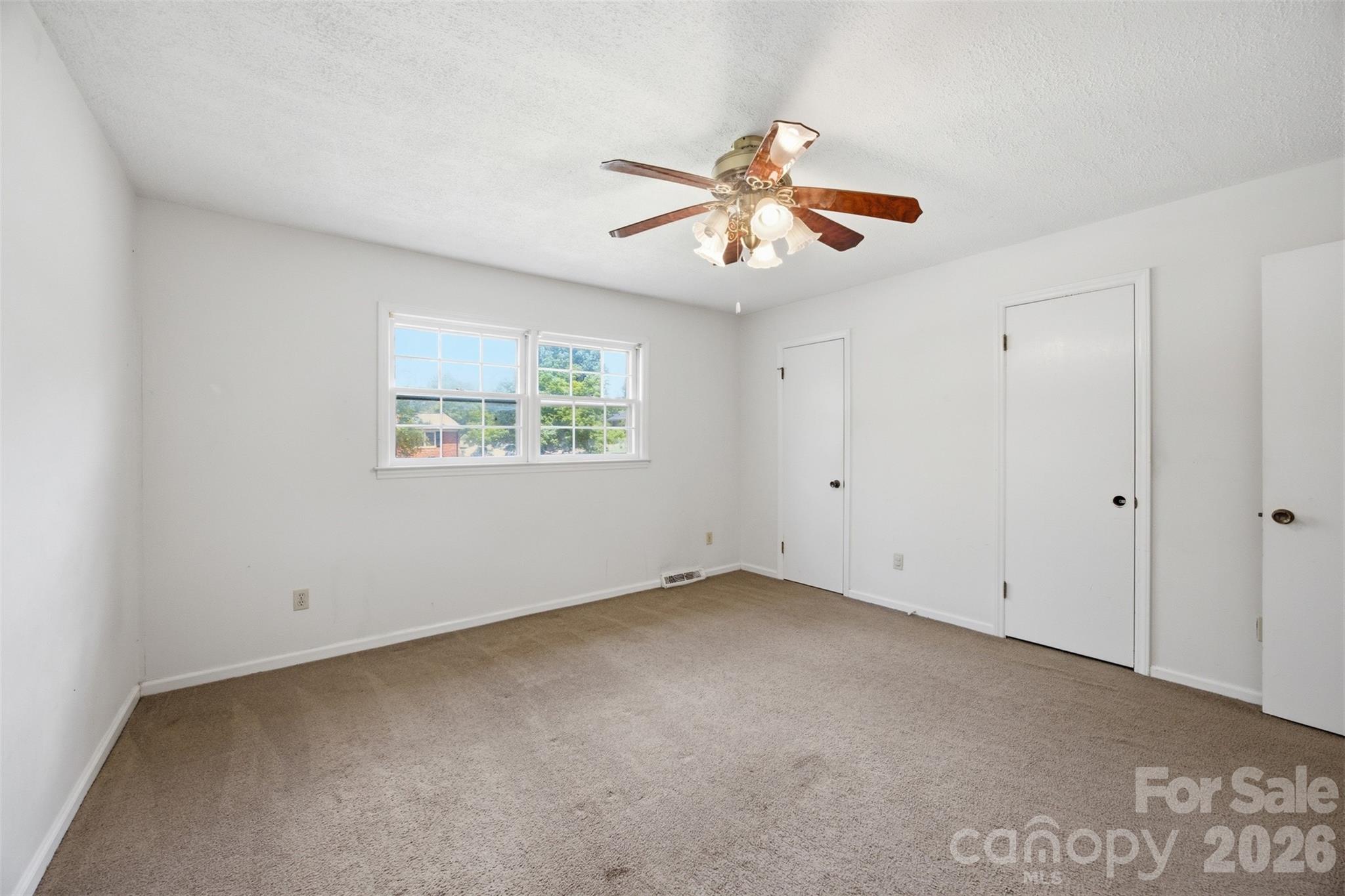 2105 Helen Drive