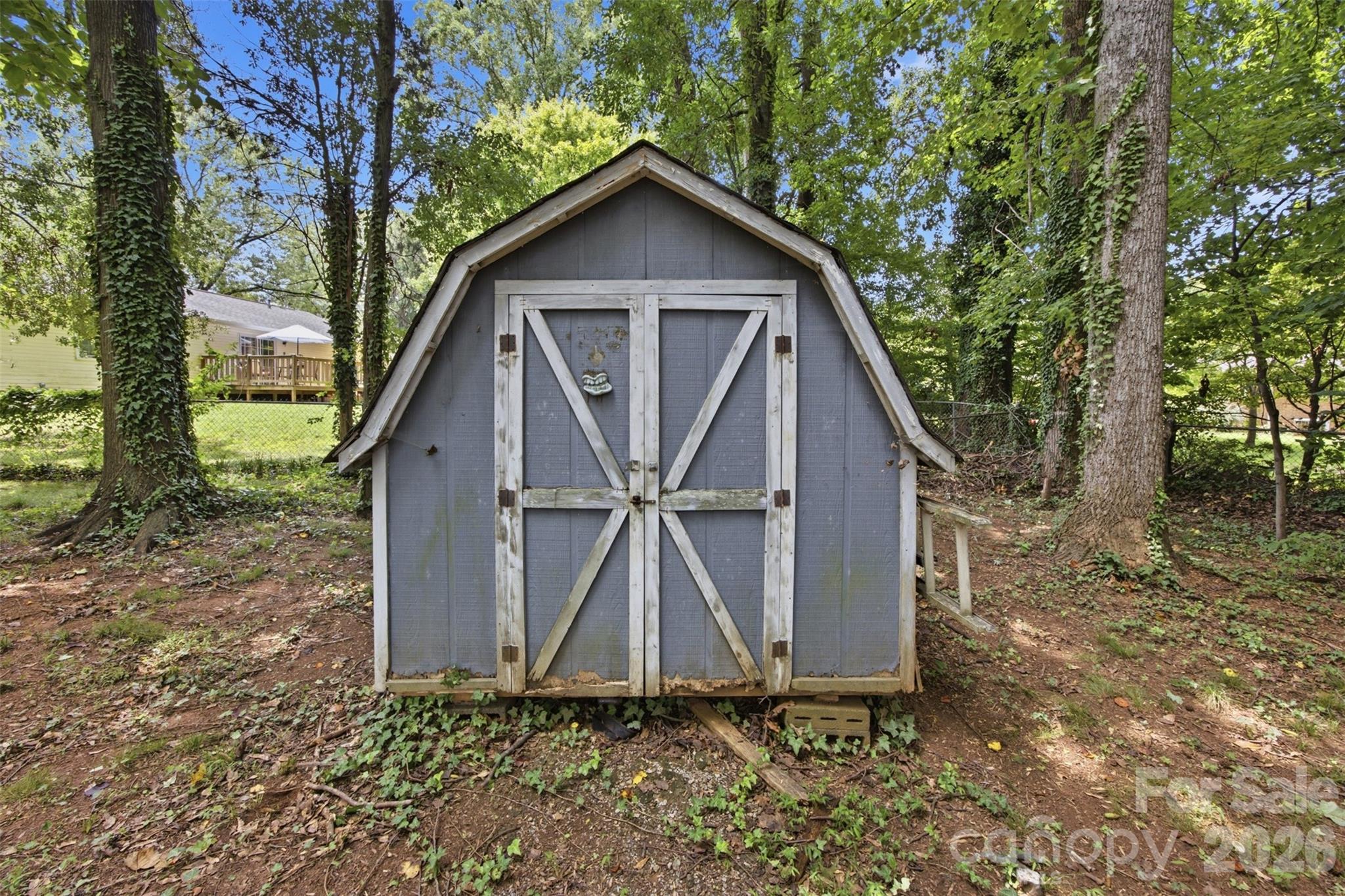 2105 Helen Drive