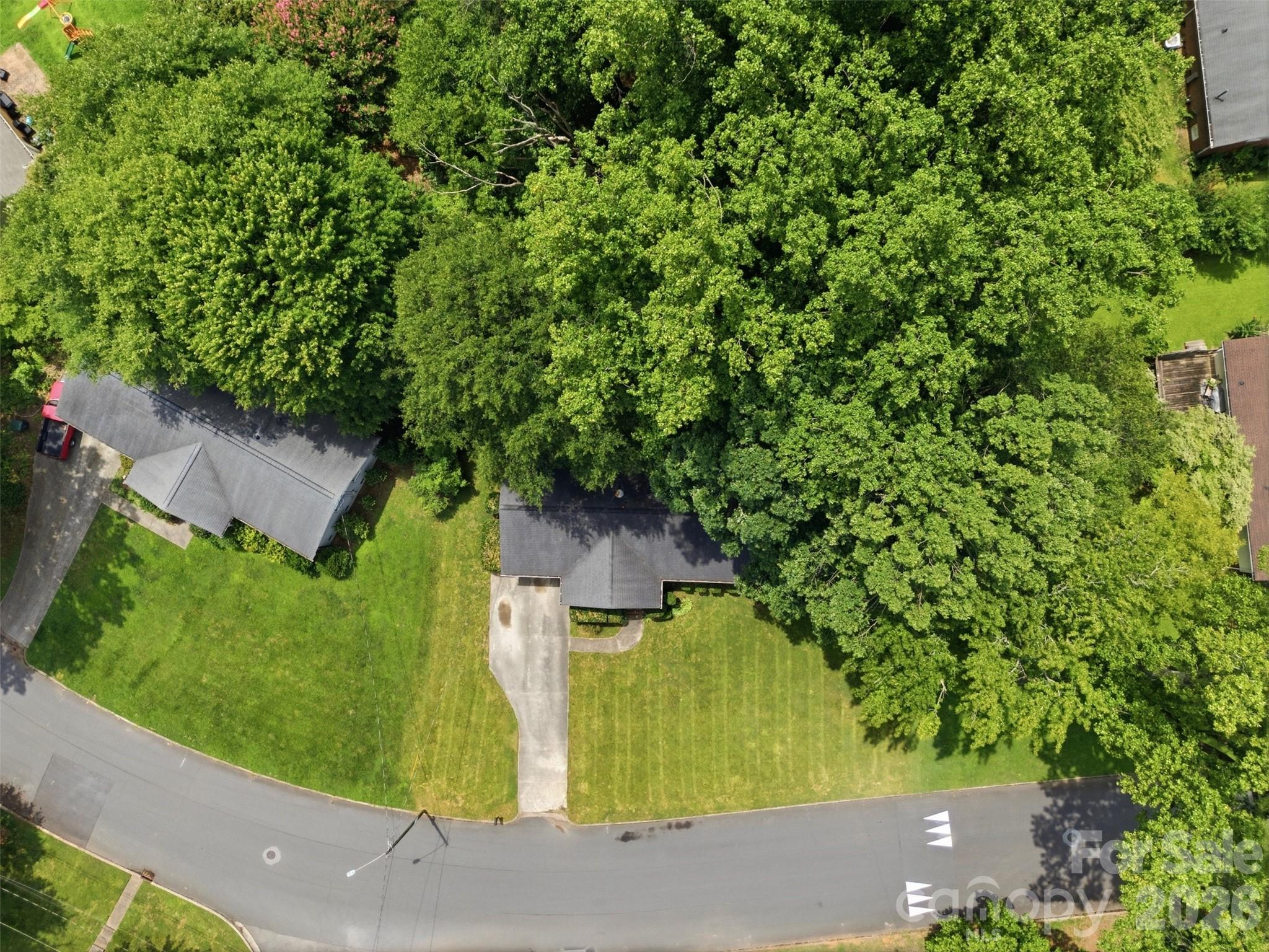 2105 Helen Drive