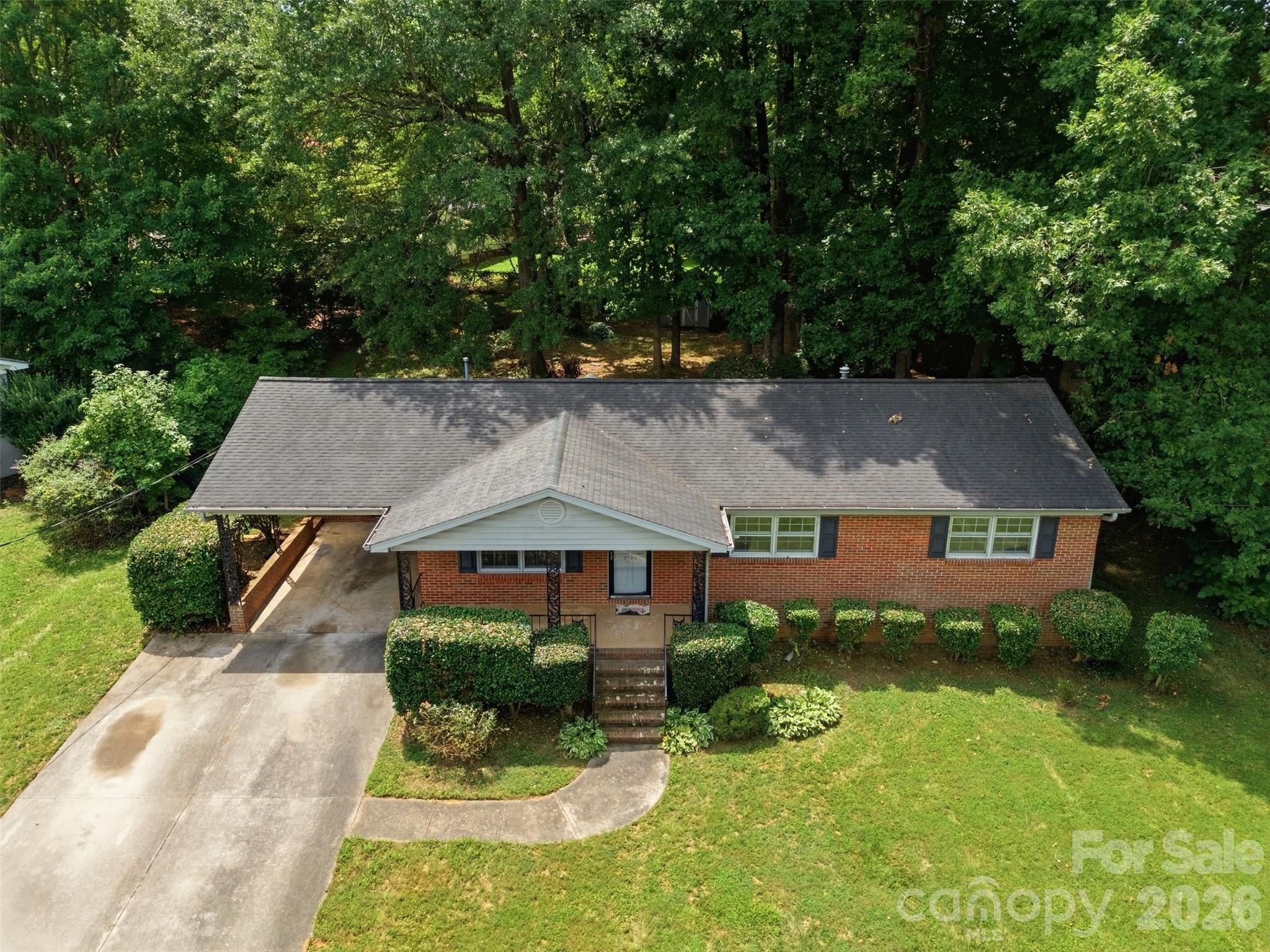 2105 Helen Drive