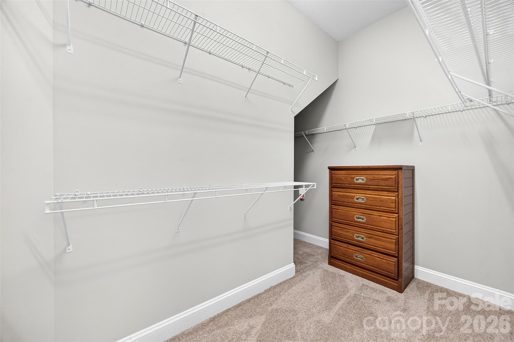 4245 Courtly Lane