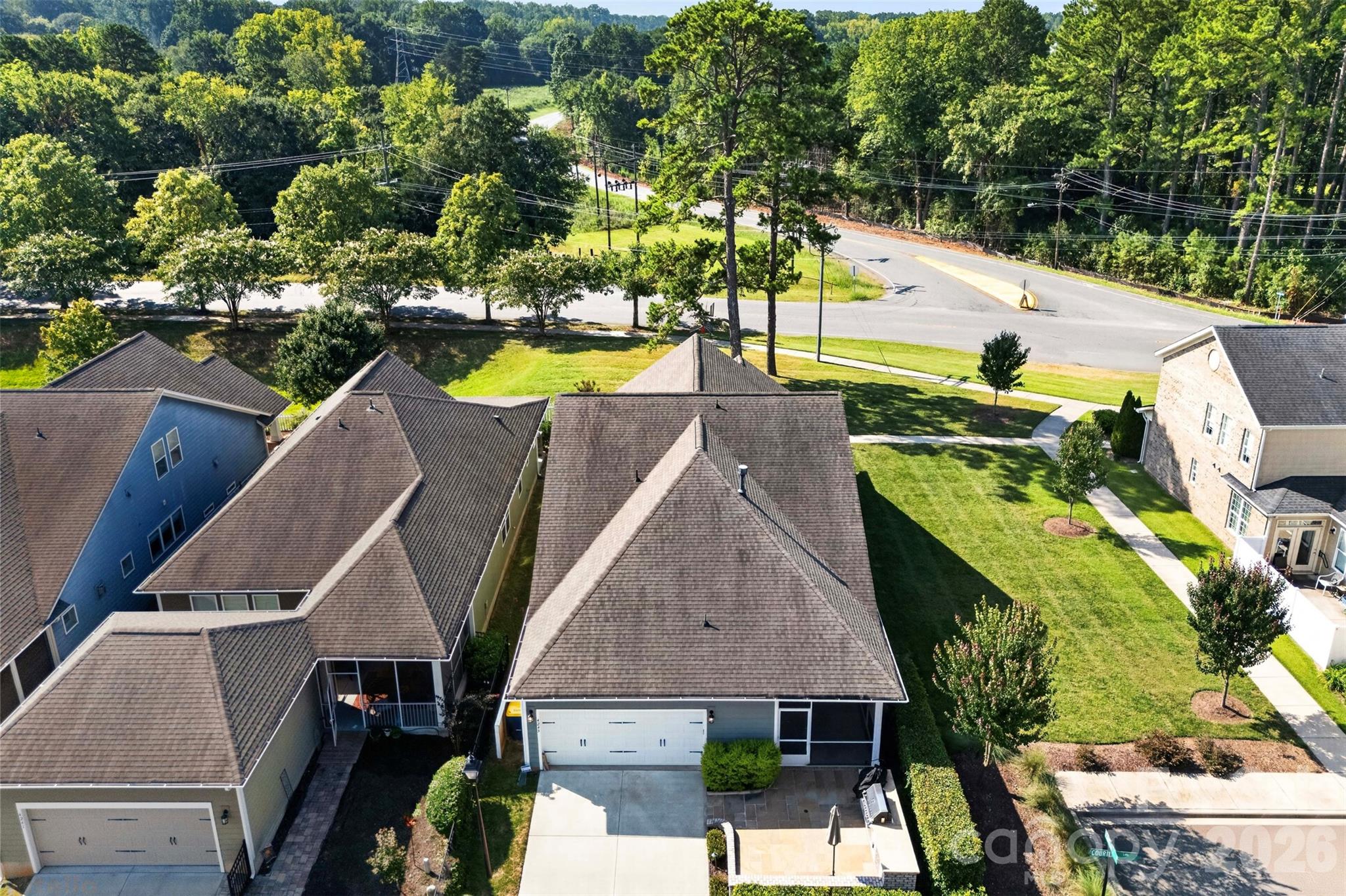 4245 Courtly Lane