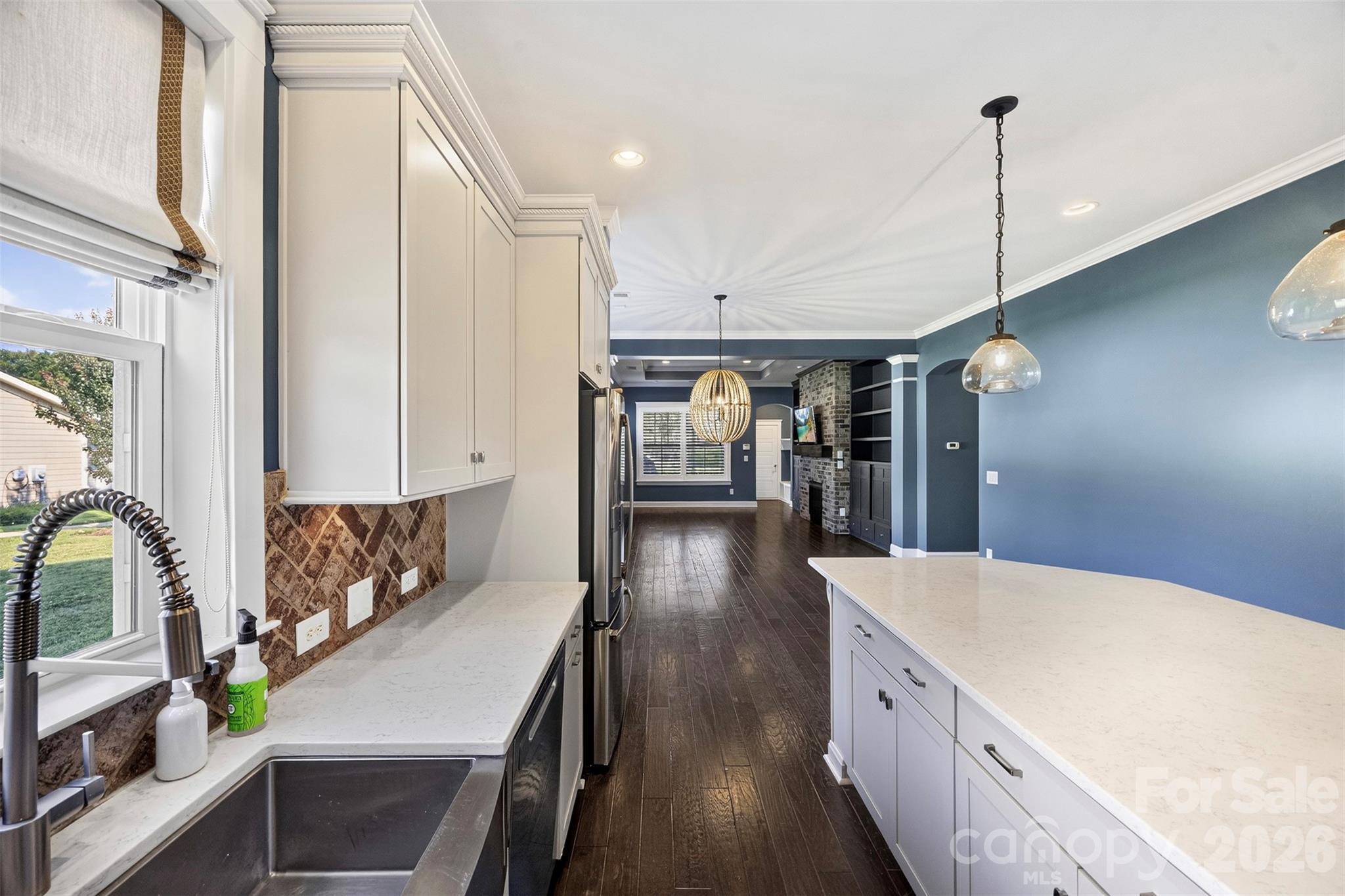 4245 Courtly Lane