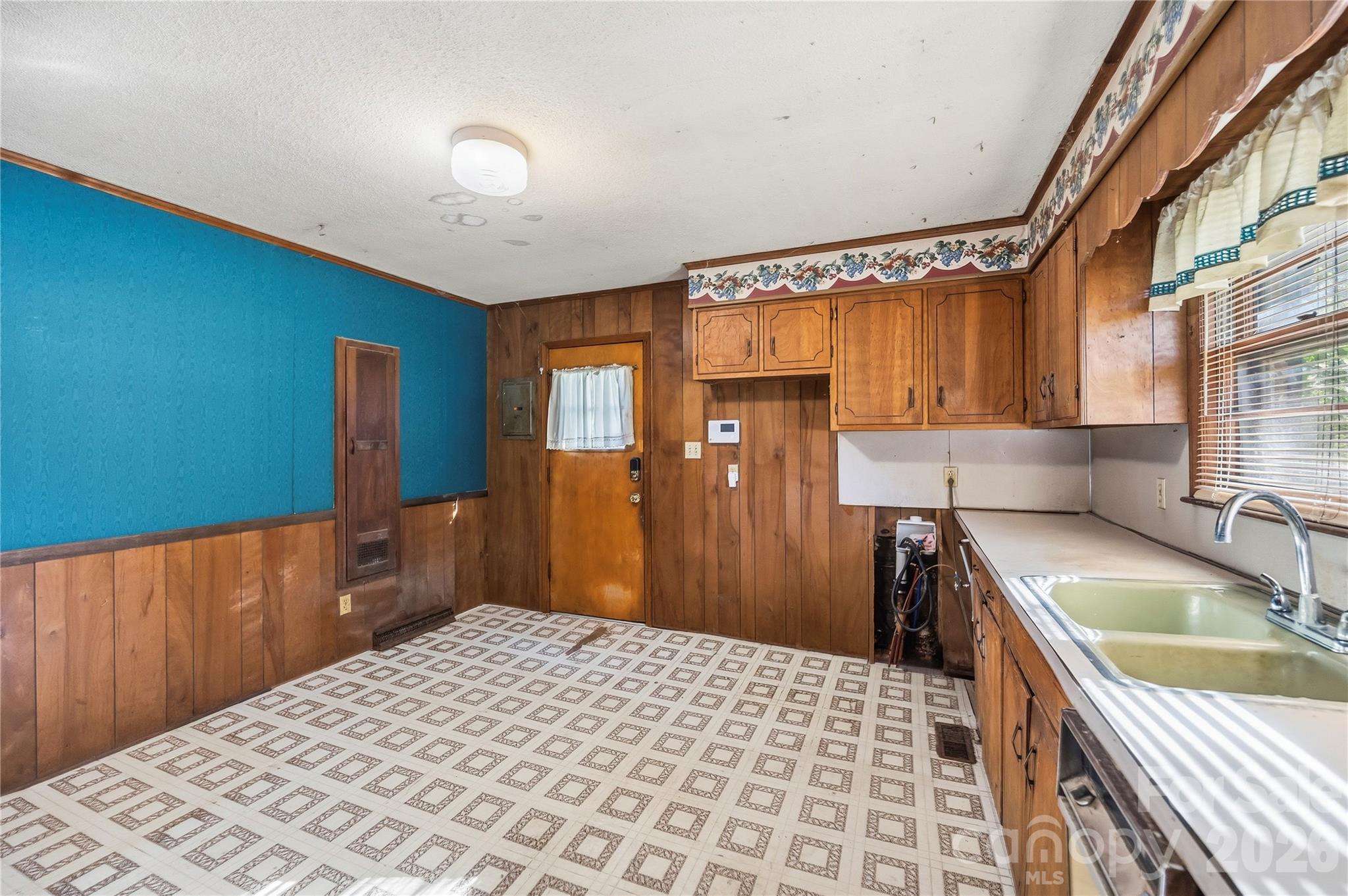328 Long Shoals Road