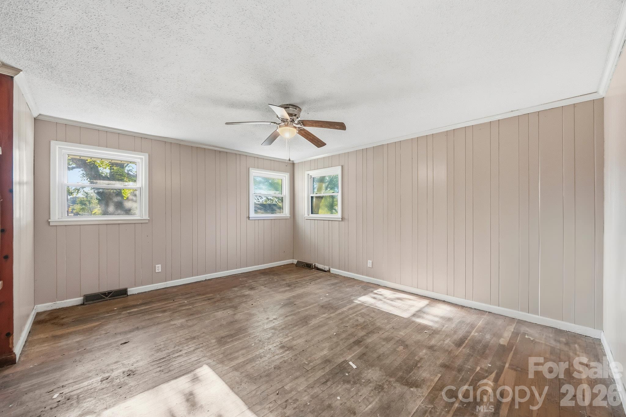 1427 Westbrook Circle
