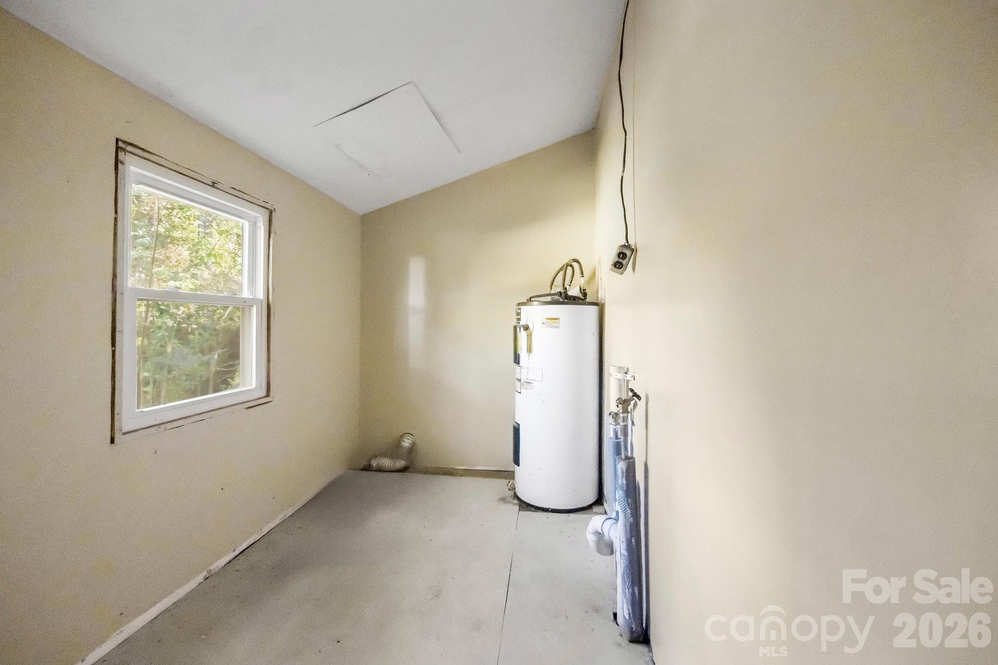 1427 Westbrook Circle