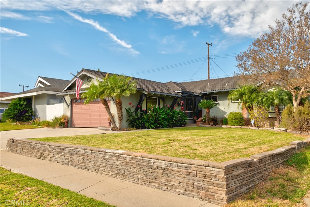 2541 Greenbrier Lane