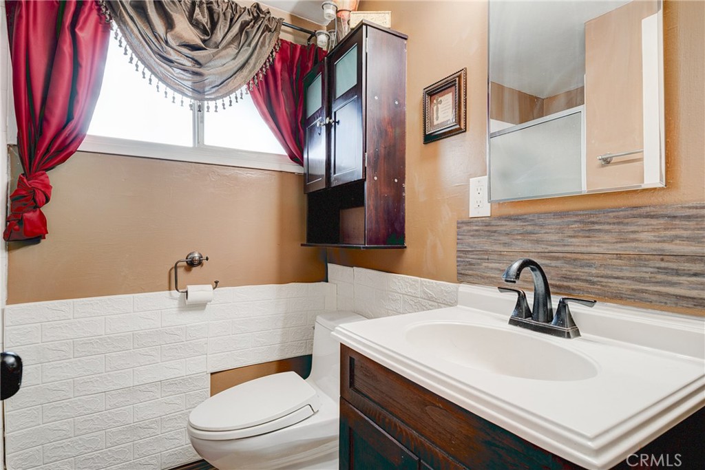 2541 Greenbrier Lane