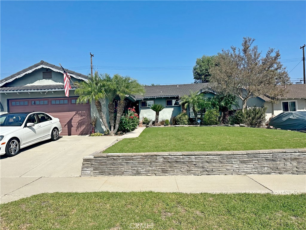 2541 Greenbrier Lane