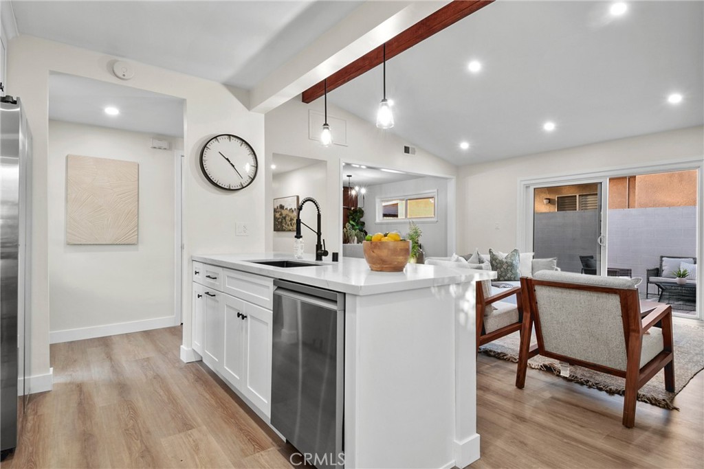 13861 Esplanade Avenue