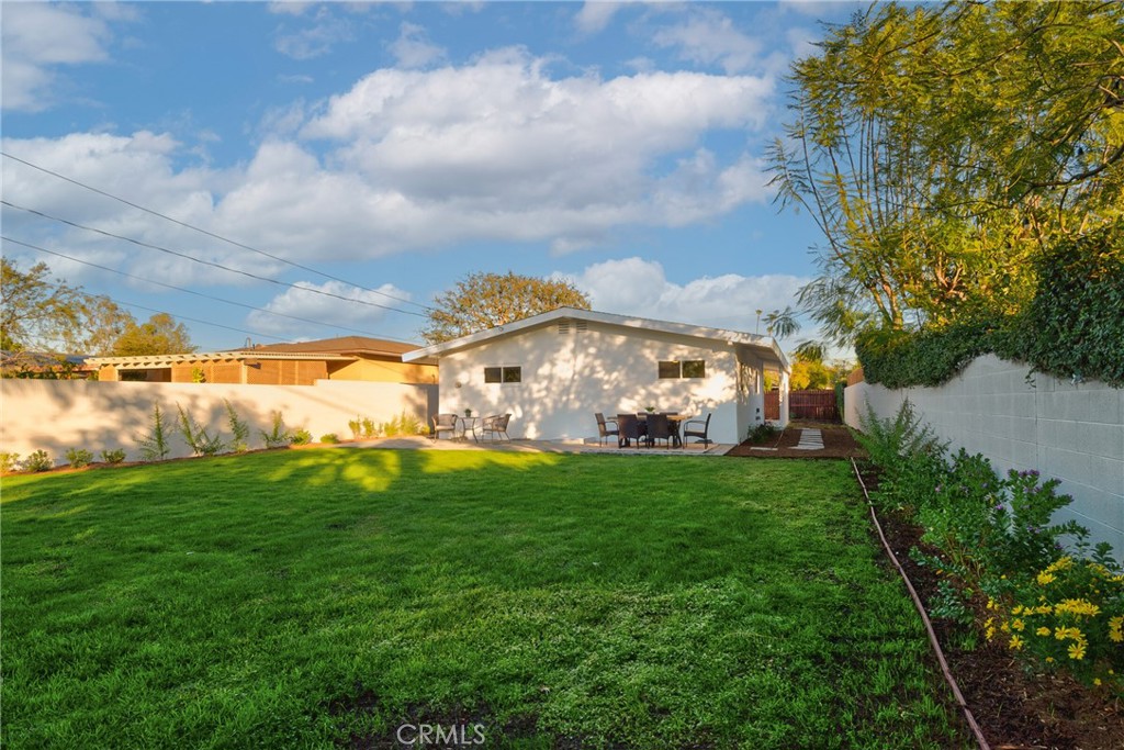 13861 Esplanade Avenue