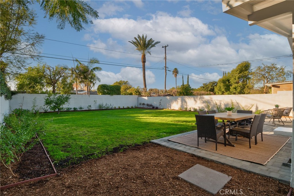 13861 Esplanade Avenue