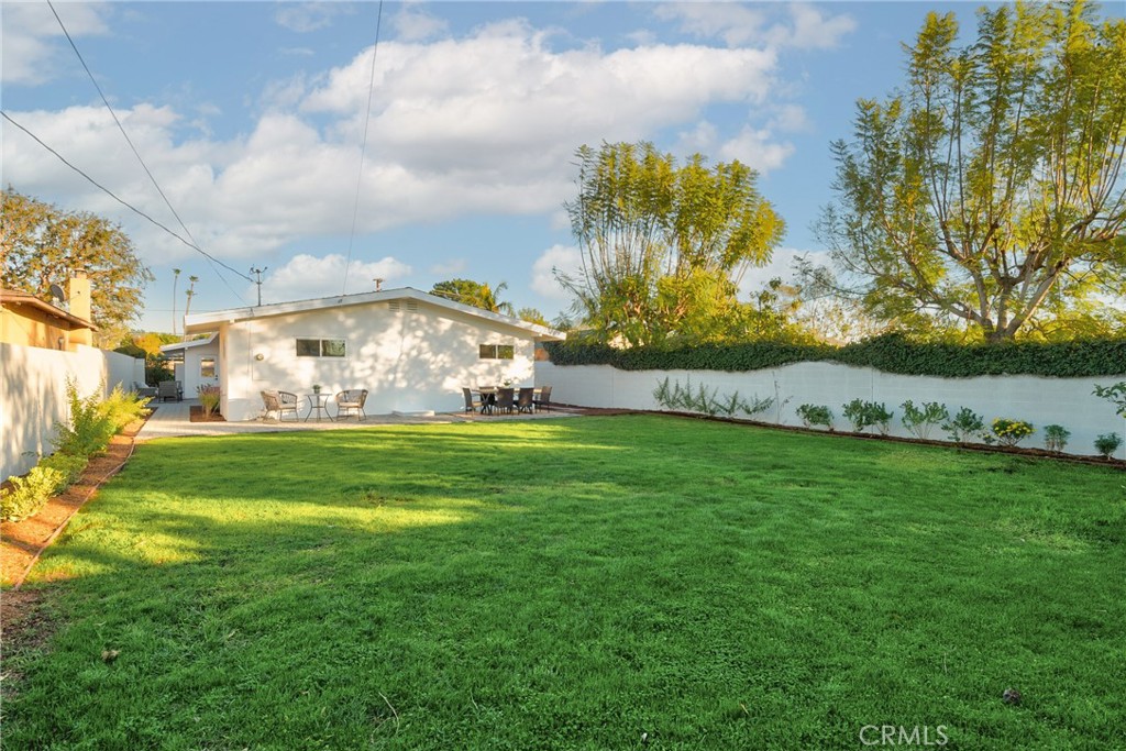 13861 Esplanade Avenue