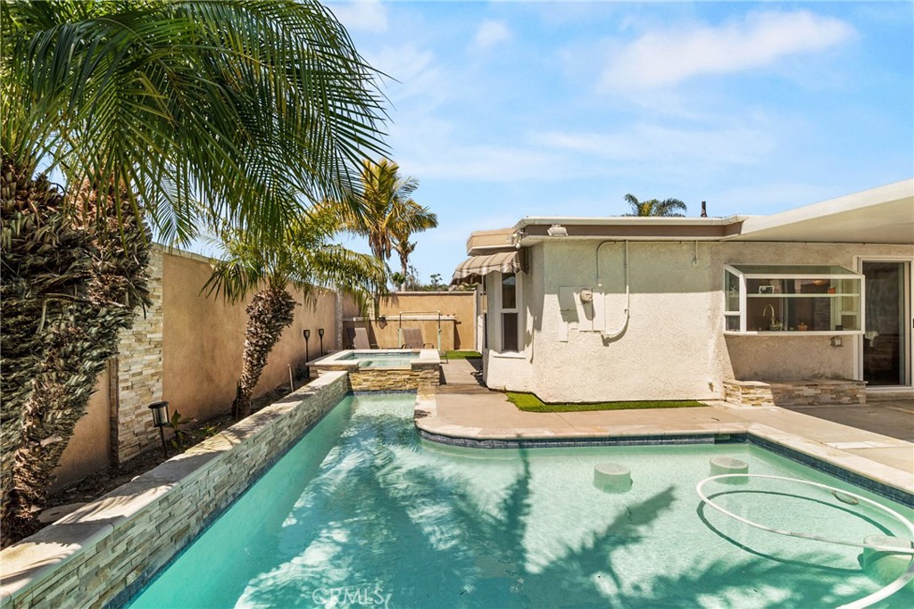 19311 Hickory Lane