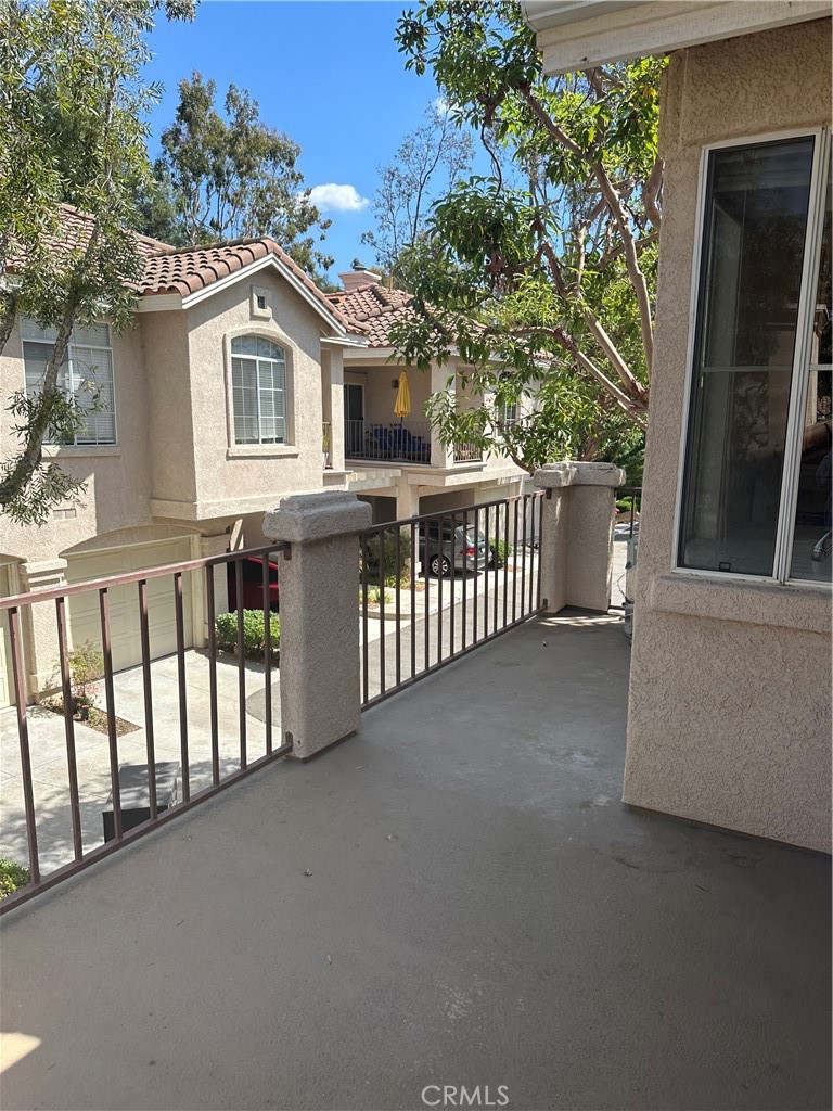 8215 E White Oak 101